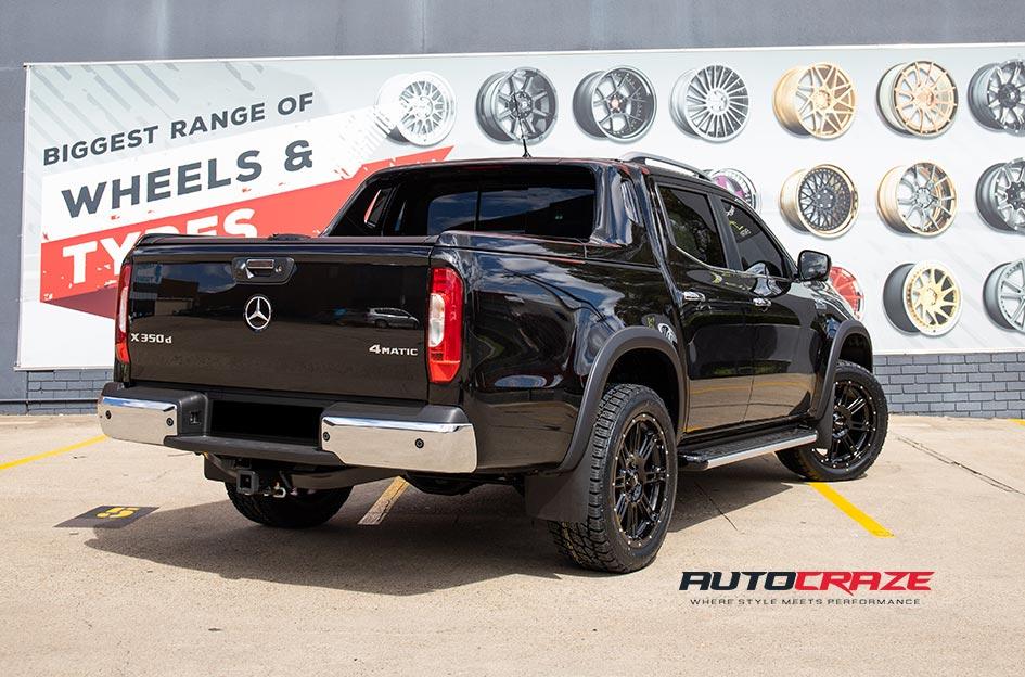 MERCEDES X CLASS HE900 GLOSS BLACK
